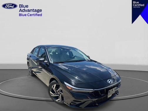 Black 2024 Hyundai ELANTRA Limited
