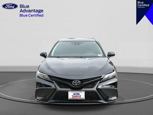 Midnight Black Metallic 2023 Toyota Camry SE