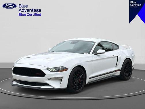 Oxford White 2022 Ford Mustang GT Premium