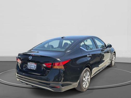 Black 2020 Nissan Altima 2.5 S