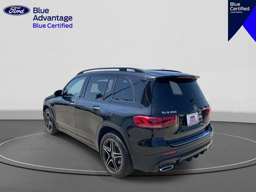 Midnight Black 2023 Mercedes-Benz GLB 250 Base