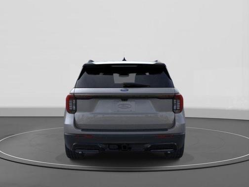 Gray Metallic 2026 Ford Explorer ST-Line