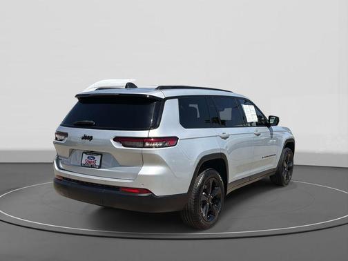 Silver Zynith 2021 Jeep Grand Cherokee L Laredo