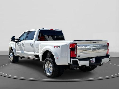 2024 Ford F-450 Platinum