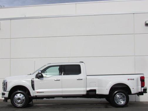 2024 Ford F-450 Platinum