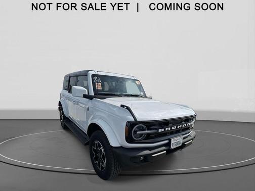 2025 Ford Bronco Outer Banks
