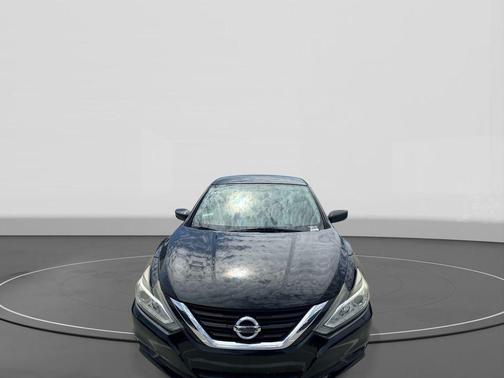 Super Black Clearcoat 2017 Nissan Altima 2.5 SV