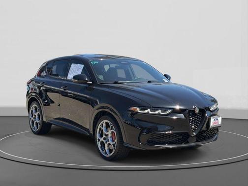 Alfa Black 2024 Alfa Romeo Tonale Veloce