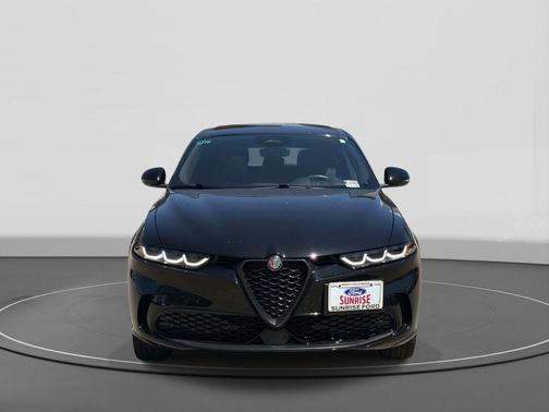 Alfa Black 2024 Alfa Romeo Tonale Veloce