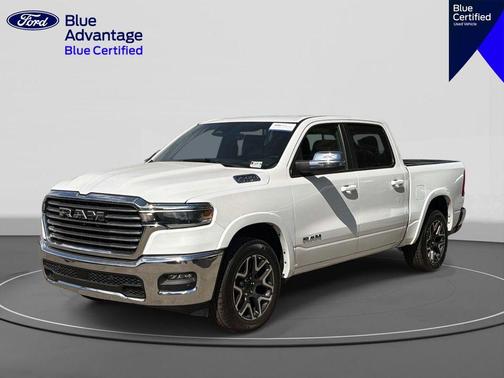 Bright White Clearcoat 2025 RAM 1500 Laramie