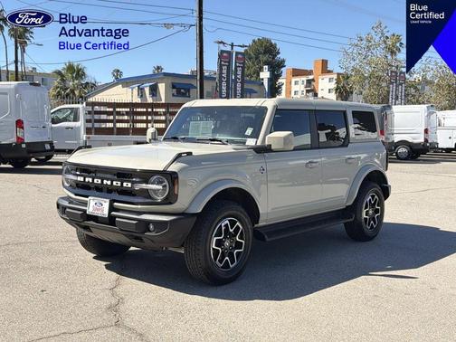 2025 Ford Bronco Outer Banks