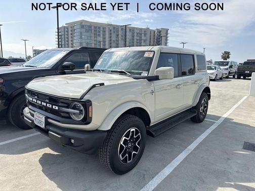 2025 Ford Bronco Outer Banks