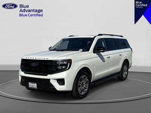 Star White 2025 Ford Expedition Max Active
