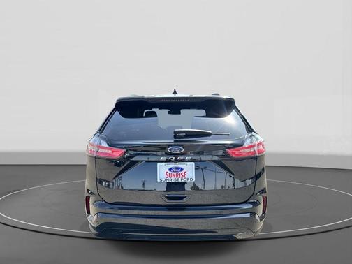 Agate Black Metallic 2022 Ford Edge ST Line