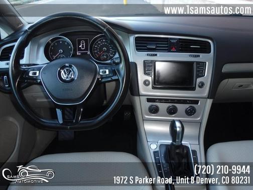 2016 Volkswagen Golf TSI SE 4-Door