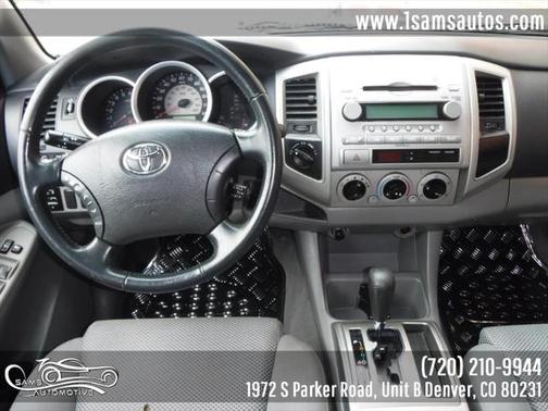 Photo 5 of 42 of 2005 Toyota Tacoma Double Cab