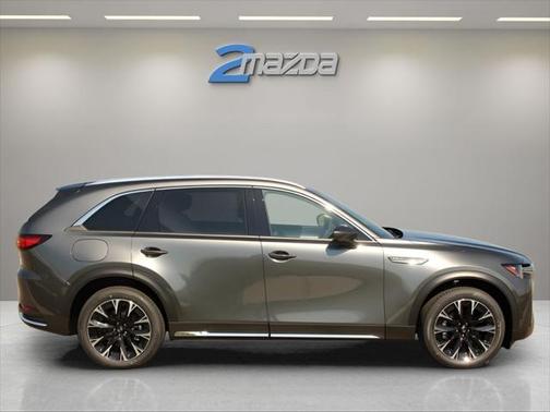 2025 Mazda CX-90 PHEV Premium Plus