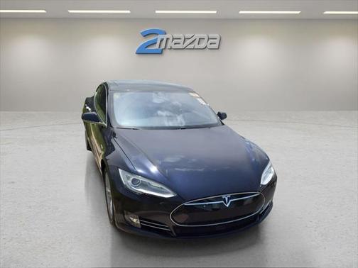 2015 Tesla Model S 85