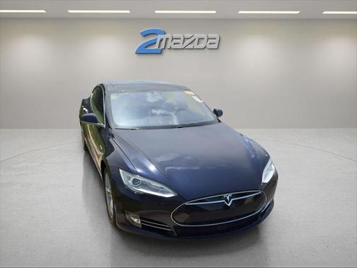 2015 Tesla Model S 85