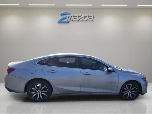 2017 Chevrolet Malibu 1LT