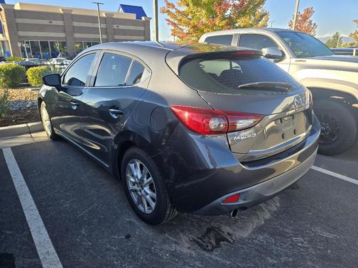 2016 Mazda Mazda3 i Sport