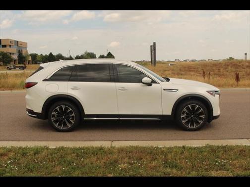 2025 Mazda CX-90 PHEV Premium Plus