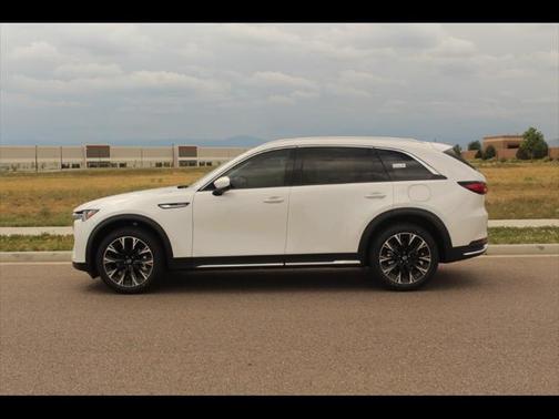 2025 Mazda CX-90 PHEV Premium Plus