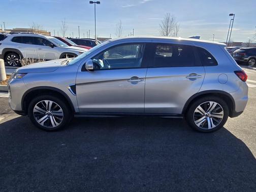 2024 Mitsubishi Outlander Sport 2.0 ES