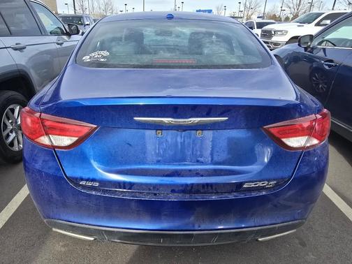 2015 Chrysler 200 S