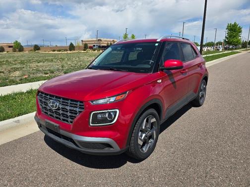 Scarlet Red Pearl 2023 Hyundai VENUE Limited