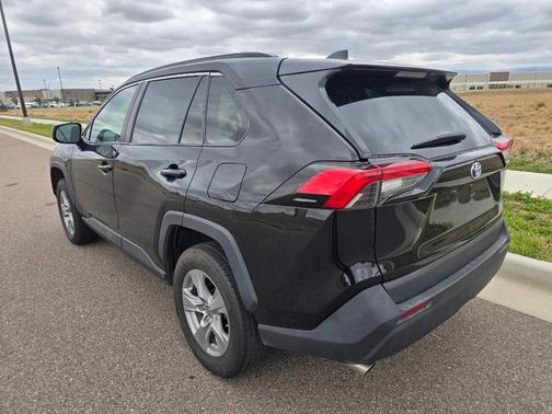 Midnight Black Metallic 2022 Toyota RAV4 Hybrid LE