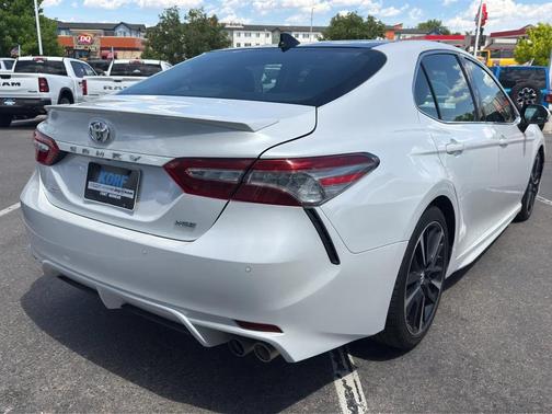 White 2018 Toyota Camry XSE
