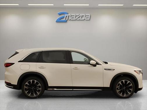 2025 Mazda CX-90 PHEV Premium Plus
