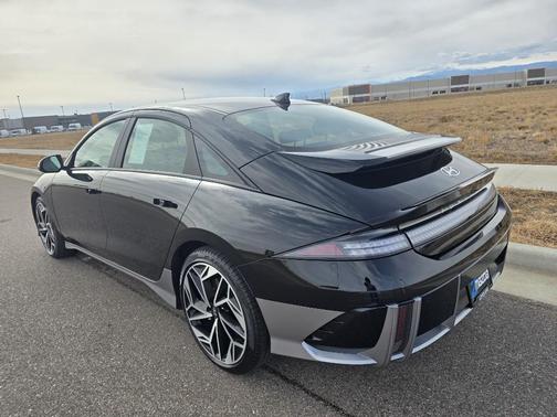 2023 Hyundai IONIQ 6 SEL