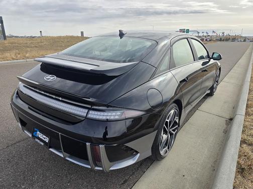 2023 Hyundai IONIQ 6 SEL