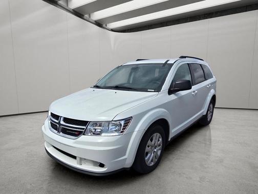 Vice White 2020 Dodge Journey SE Value