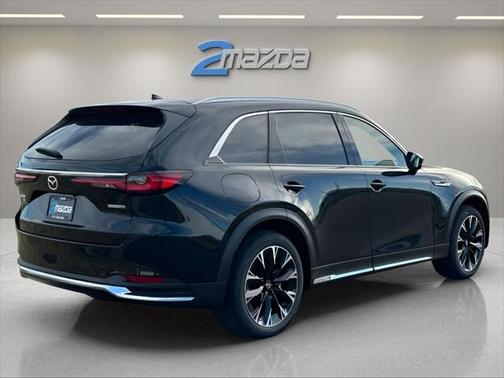 2025 Mazda CX-90 PHEV Premium Plus