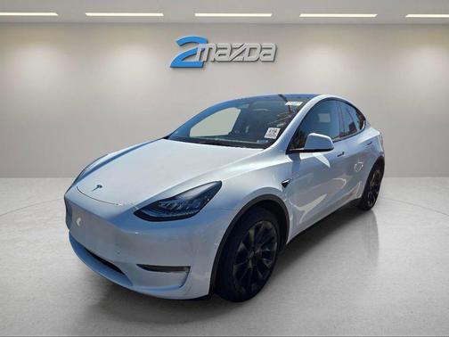 2023 Tesla Model Y Long Range Dual Motor All-Wheel Drive