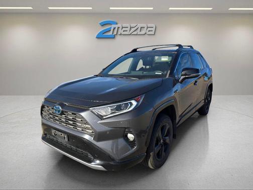 2020 Toyota RAV4 Hybrid SE
