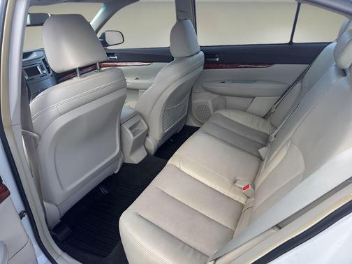2012 Subaru Legacy Limited