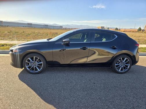 2025 Mazda Mazda3 FWD w/Preferred Package