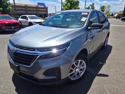 Sterling Gray Metallic 2023 Chevrolet Equinox LS