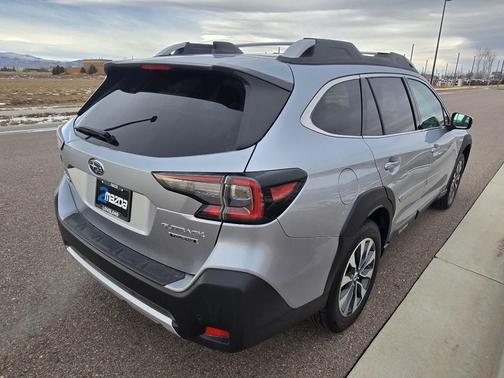 2024 Subaru Outback Touring