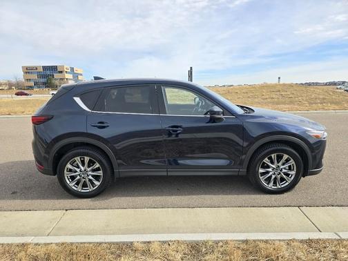 2021 Mazda CX-5 Signature
