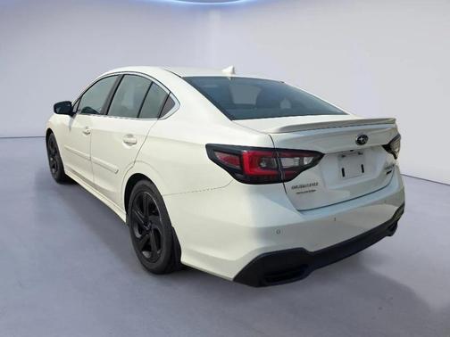 Crystal White Pearl 2022 Subaru Legacy Sport