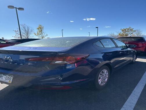 2020 Hyundai ELANTRA SE