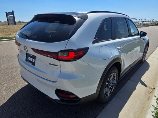 Rhodium White Premium 2026 Mazda CX-70 PHEV SC Plus