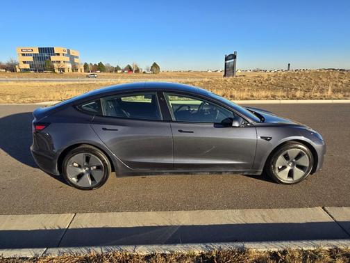 2023 Tesla Model 3 Standard Range