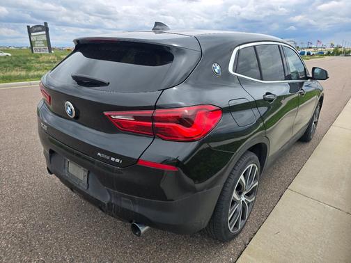 Black Sapphire Metallic 2018 BMW X2 xDrive28i