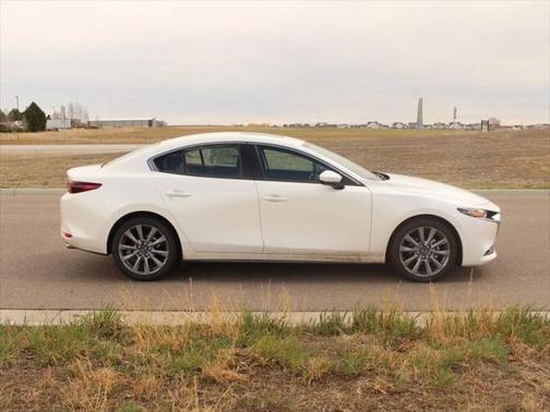 2024 Mazda Mazda3 FWD w/Preferred Package